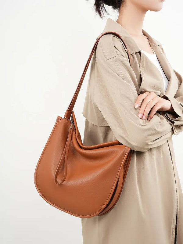 Languid Leather Crescent Hobo
