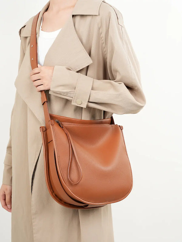 Languid Leather Crescent Hobo