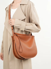 Languid Leather Crescent Hobo